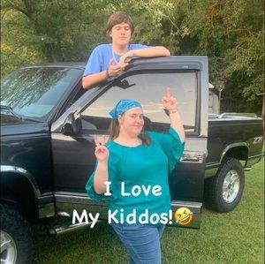 Meet your Posher, Crystal